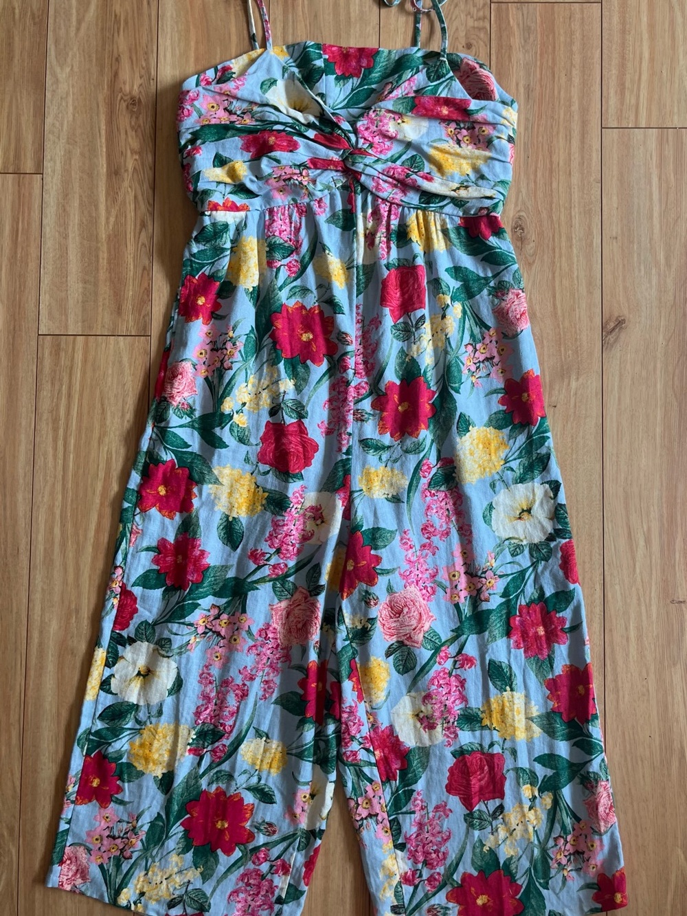 Women’s Old Navy Floral Strappy Jumpsuit in Light Blue, Red, Yellow, Green SZ M